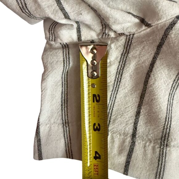 Old Navy White With Black Strips Extra High Rise Taylor Adjustable Waist Shorts - Picture 10 of 12